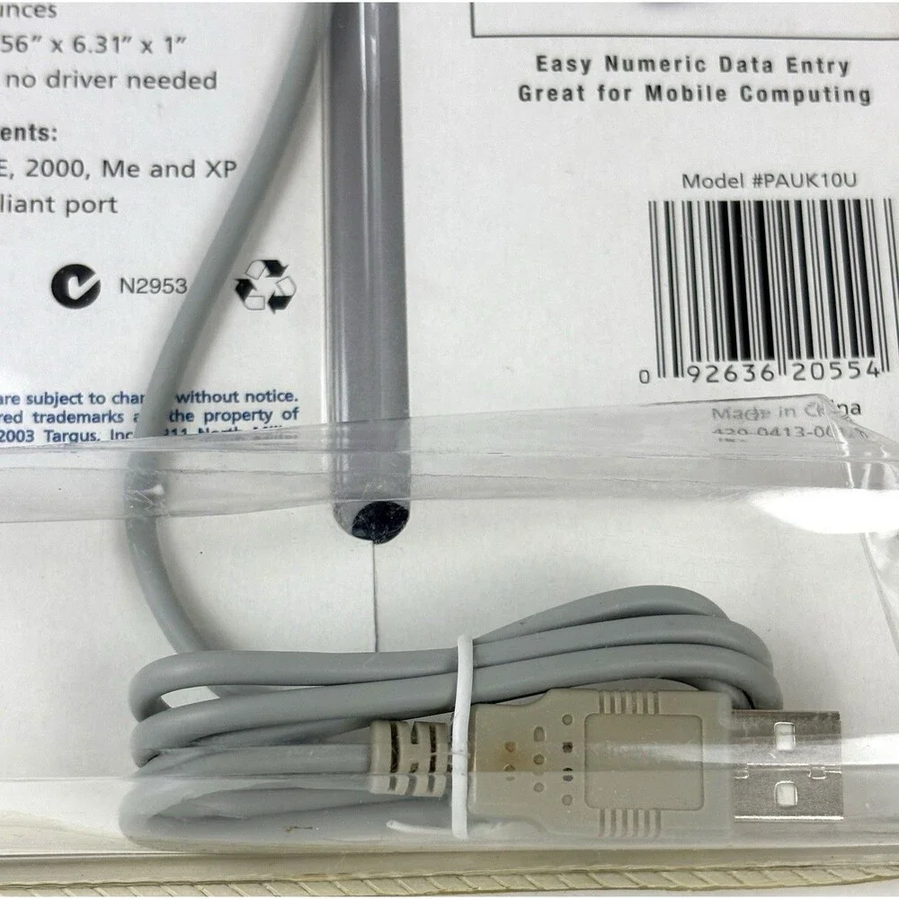 Targus PAUK10U Ultra Mini USB 19-Key Numeric Keypad Silver/Black New, Sealed.